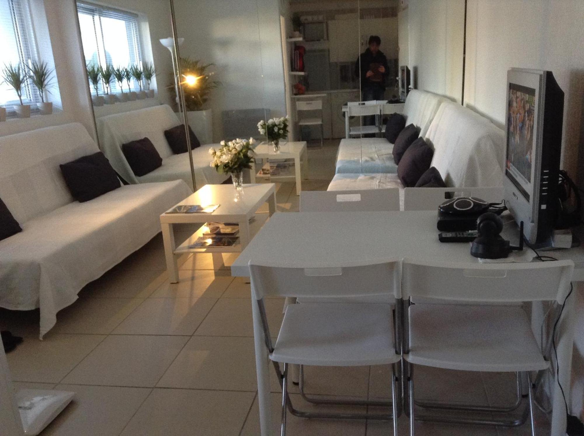 Studio A 2 Pas De La Plage Villeneuve-Loubet Exteriör bild